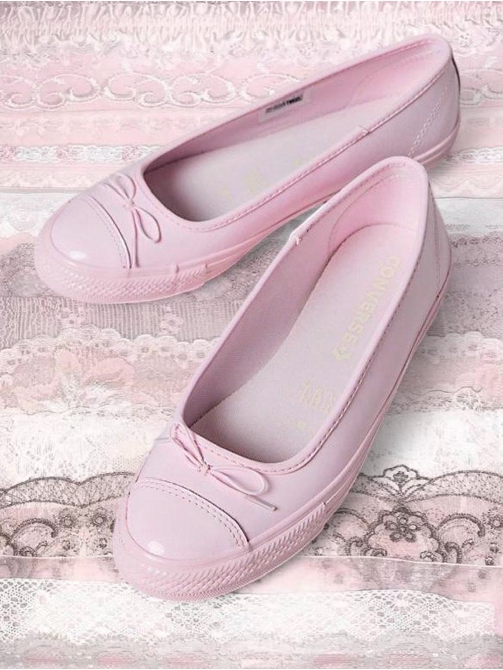 Women’s Pink Ballet Flats converse brand new